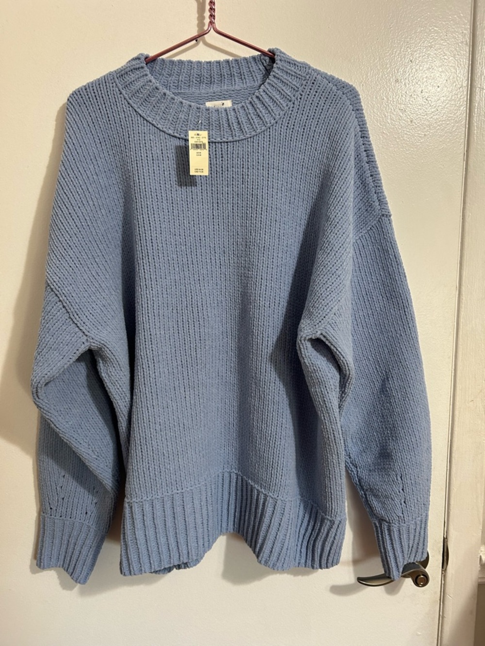 NWT Women’s Aerie Light Blue Crew Neck Sweater, size Medium